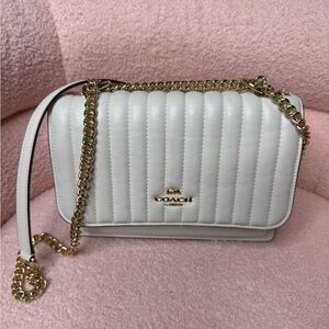 Coach White Quilted Shoulder Bag